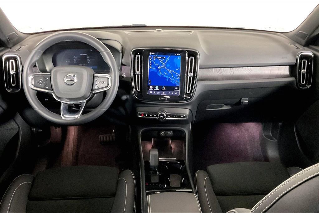 Used 2023 Volvo XC40 Recharge Plus w/ Protection Package Premier AWD/4WD image 15