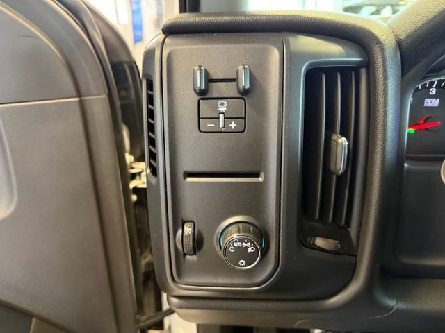 Used 2017 Chevrolet Silverado 2500 W/T w/ WT Fleet Convenience Package AWD/4WD image 18