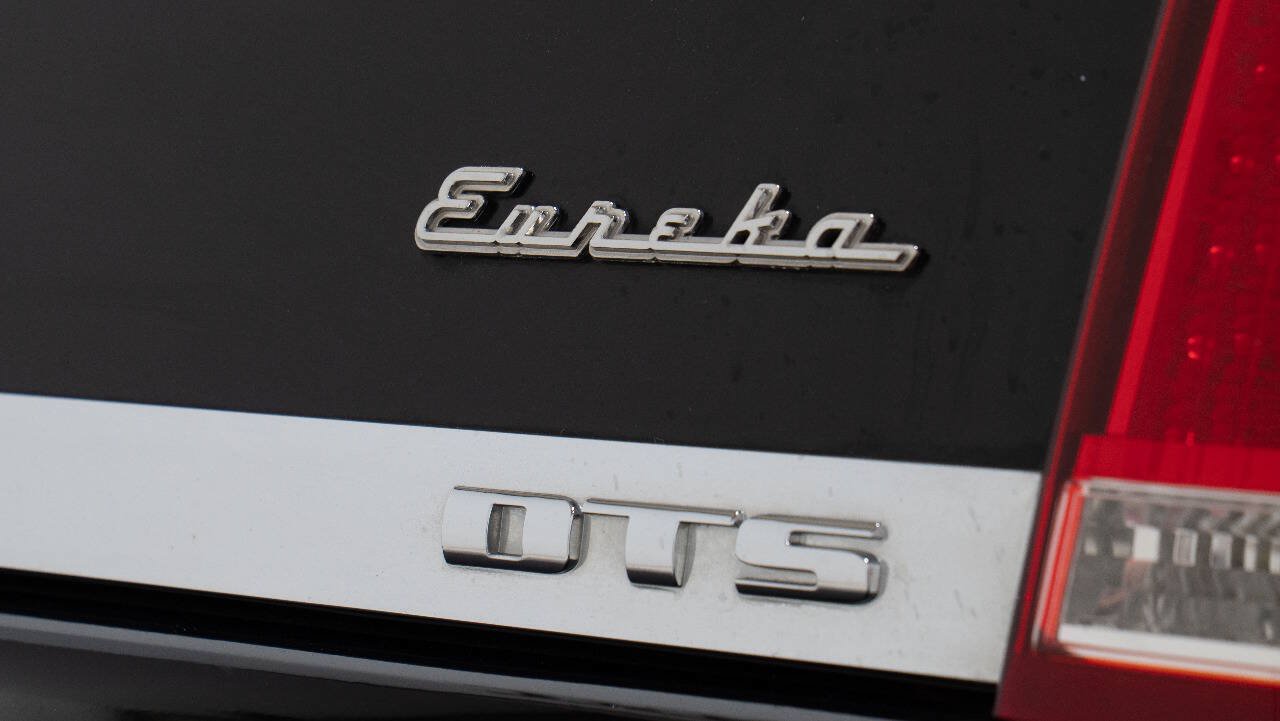 Used 2008 Cadillac DTS Limousine FWD image 20
