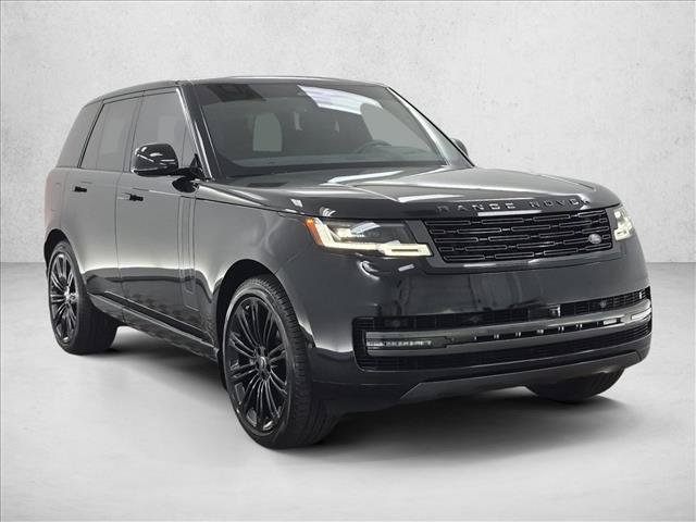 Certified 2025 Land Rover Range Rover SE AWD/4WD image 3