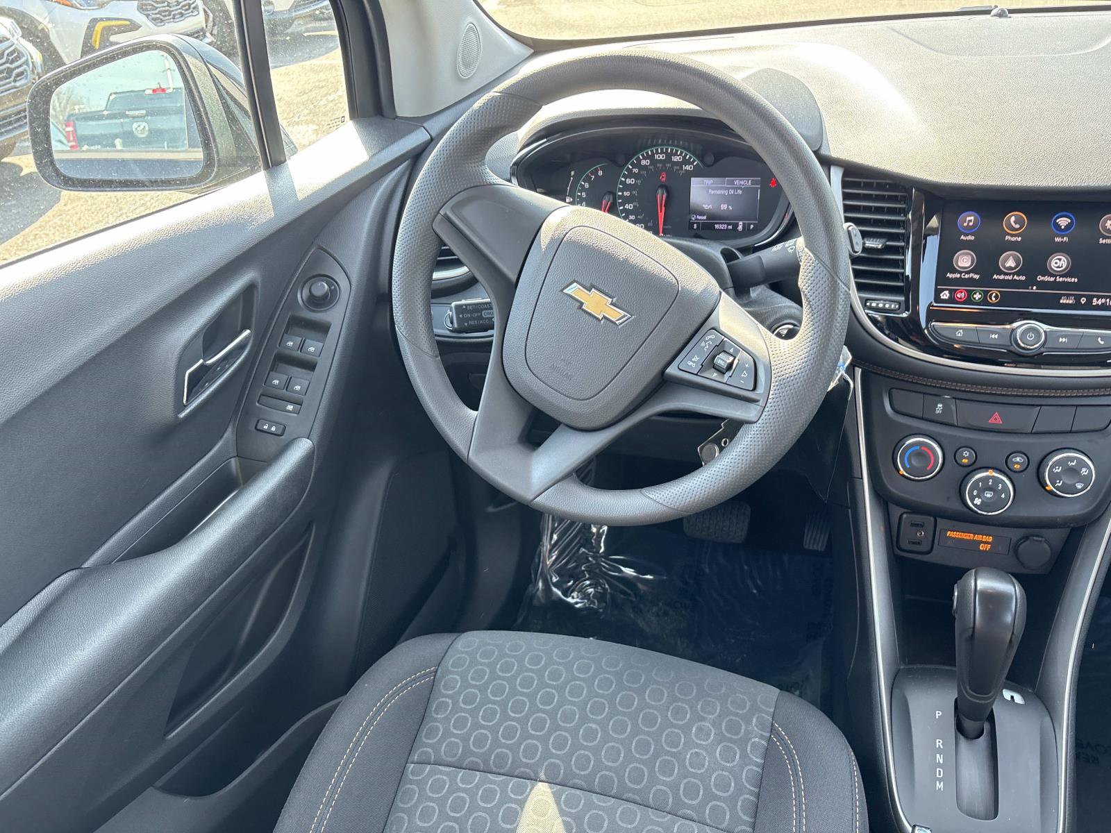 Used 2020 Chevrolet Trax LS image 25