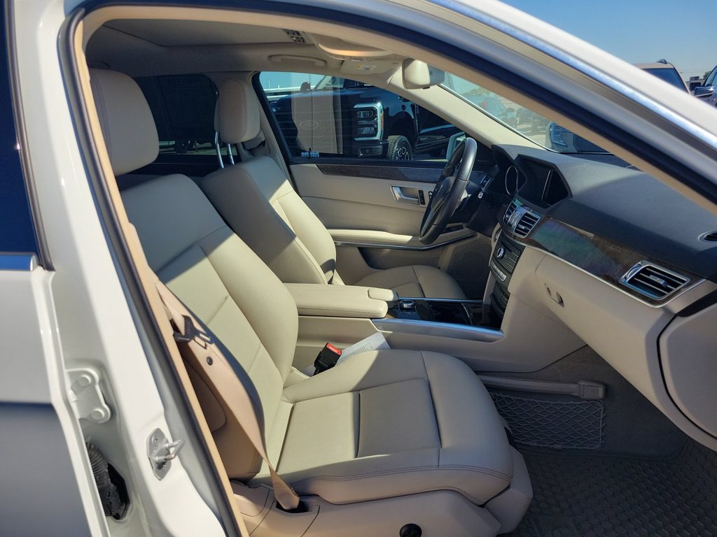 Used 2016 Mercedes-Benz E 350 Sedan image 28