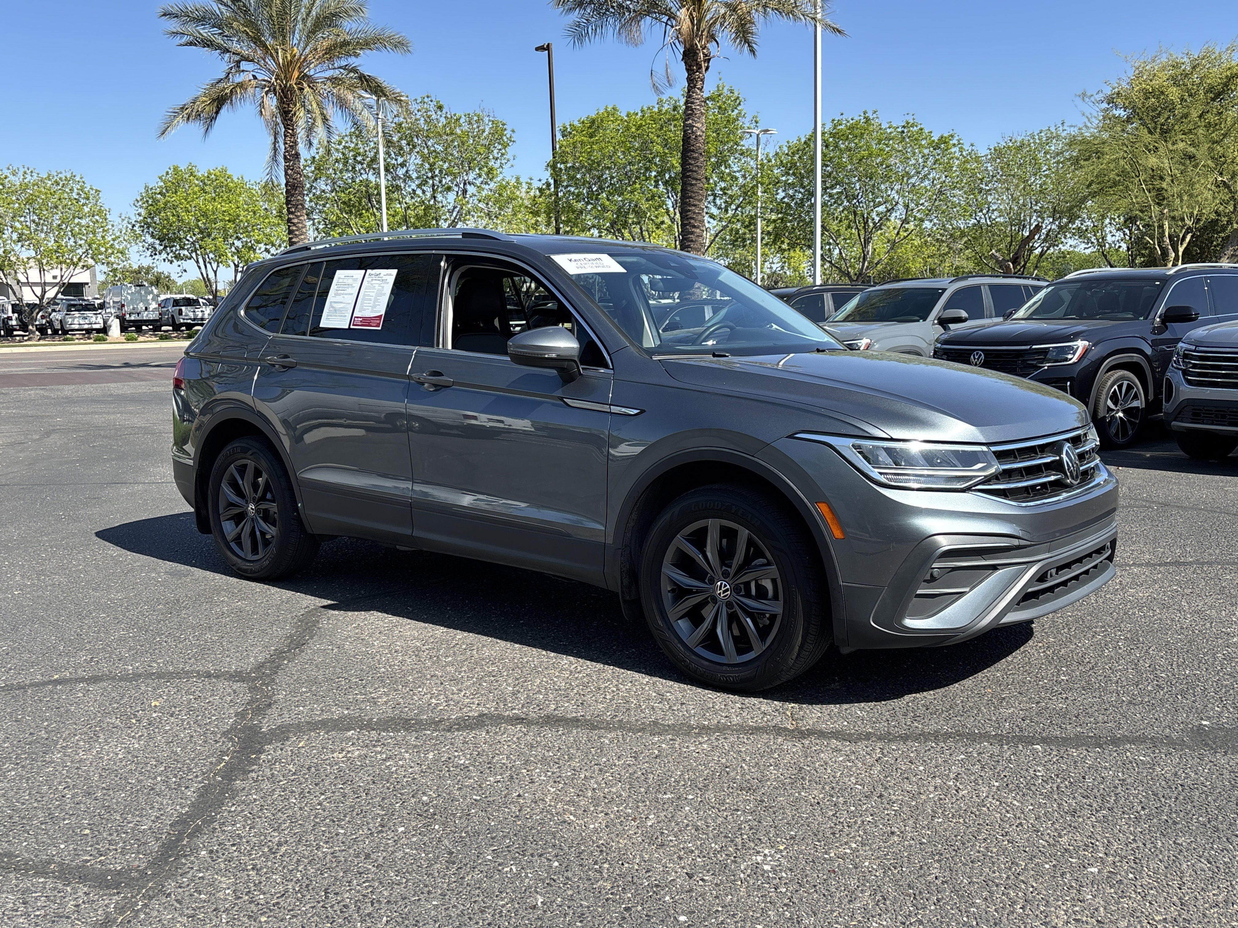 Certified 2023 Volkswagen Tiguan SE FWD image 6
