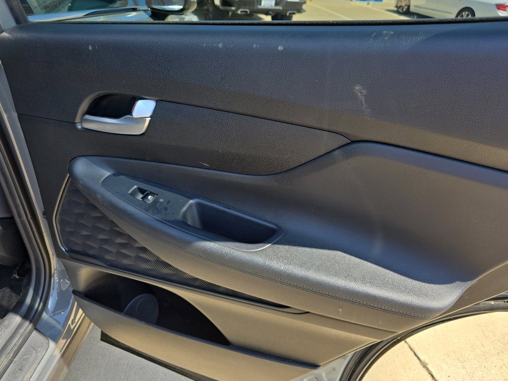 Used 2023 Hyundai Santa Fe SEL AWD/4WD image 17