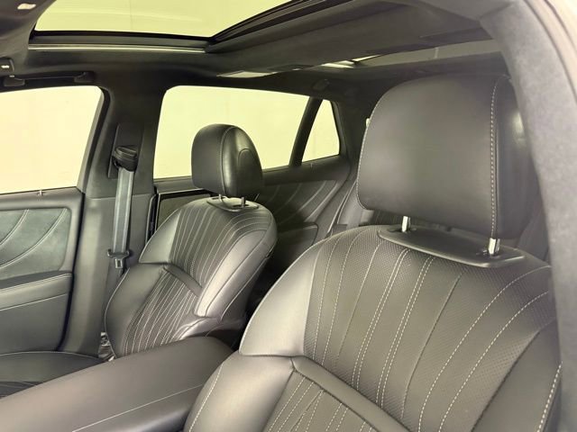 Used 2024 Lexus LS 500 w/ Interior Upgrade Package image 7