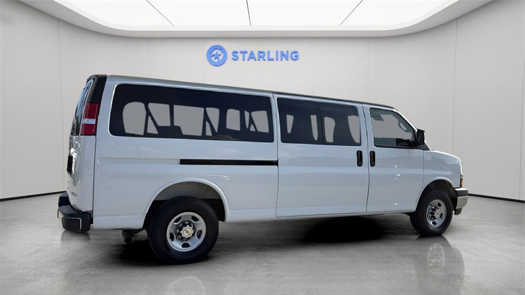 Used 2025 Chevrolet Express 3500 LT w/ LT Preferred Equipment Group image 10