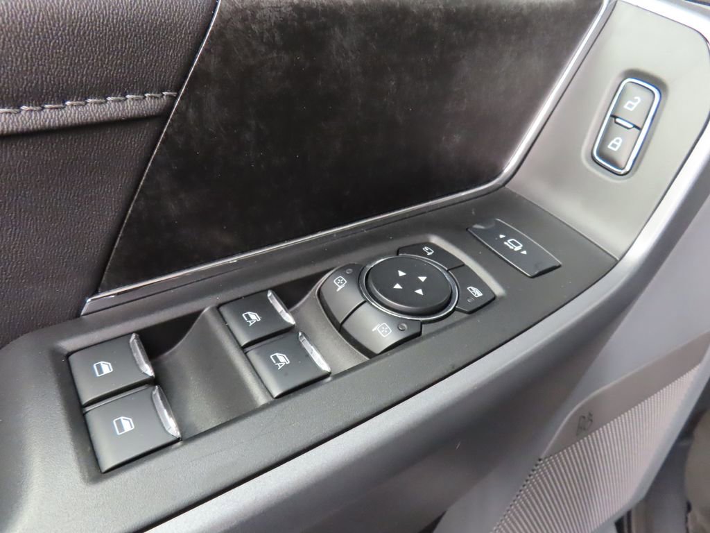 Used 2024 Ford F250 XLT w/ Black Appearance Package image 77