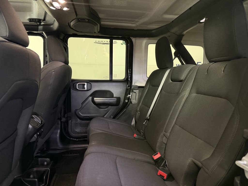 Used 2021 Jeep Wrangler Unlimited Sport image 33