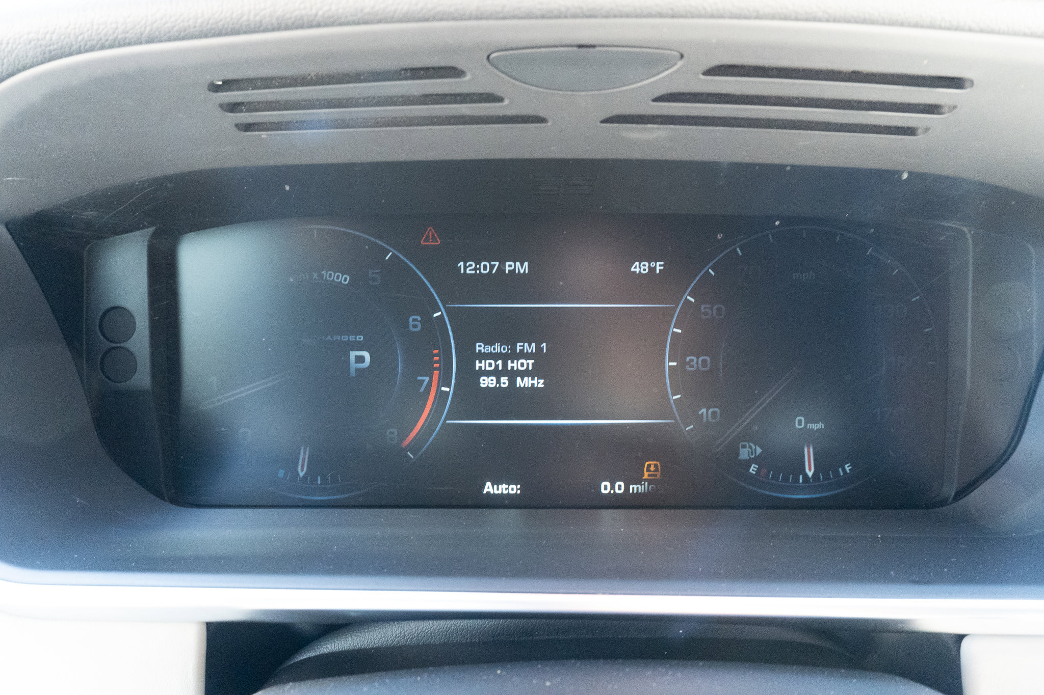 Used 2016 Land Rover Range Rover Supercharged image 12