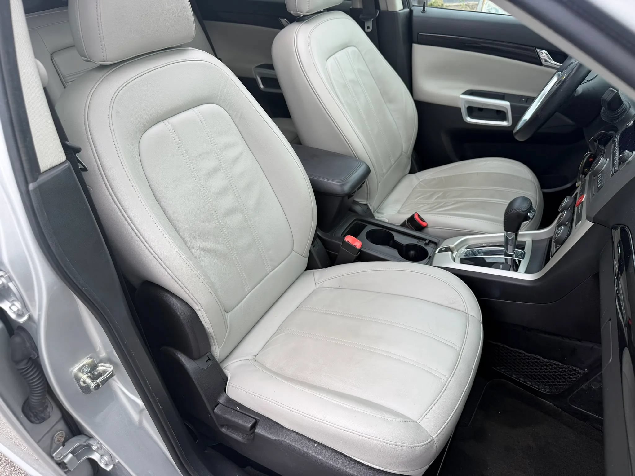 Used 2014 Chevrolet Captiva Sport LTZ FWD image 10
