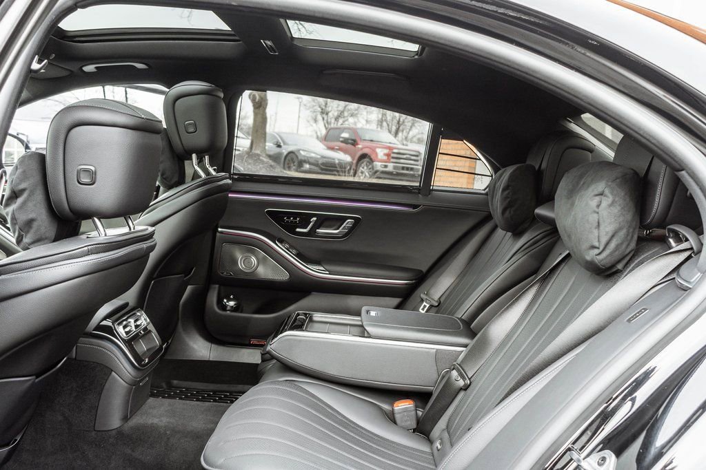 Used 2022 Mercedes-Benz S 500 4MATIC image 35