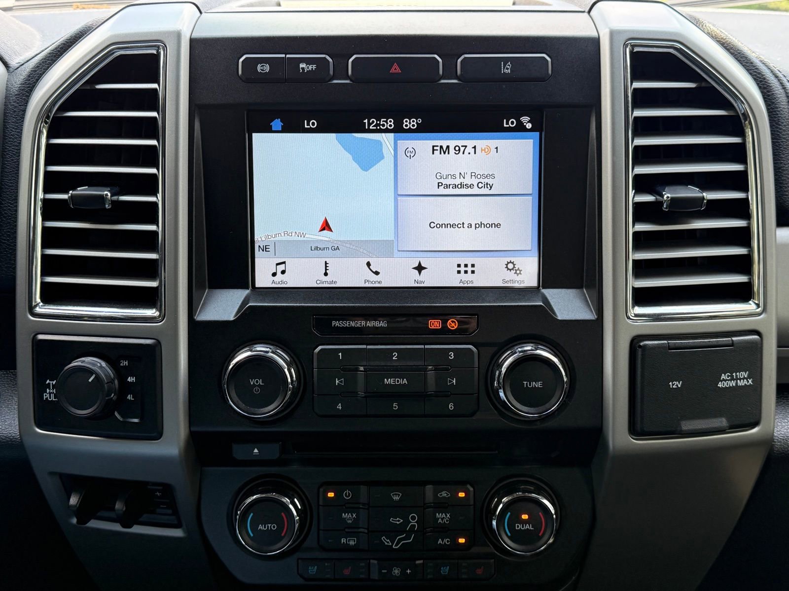 Used 2017 Ford F250 Lariat w/ Lariat Ultimate Package AWD/4WD image 30