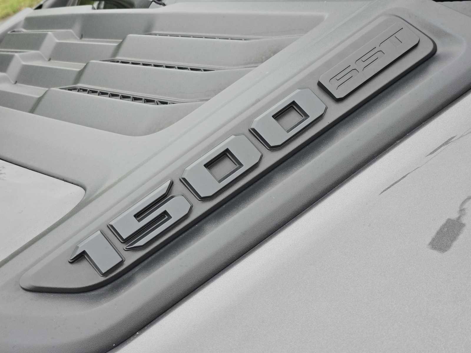 Used 2025 RAM 1500 Laramie w/ Night Edition AWD/4WD image 10