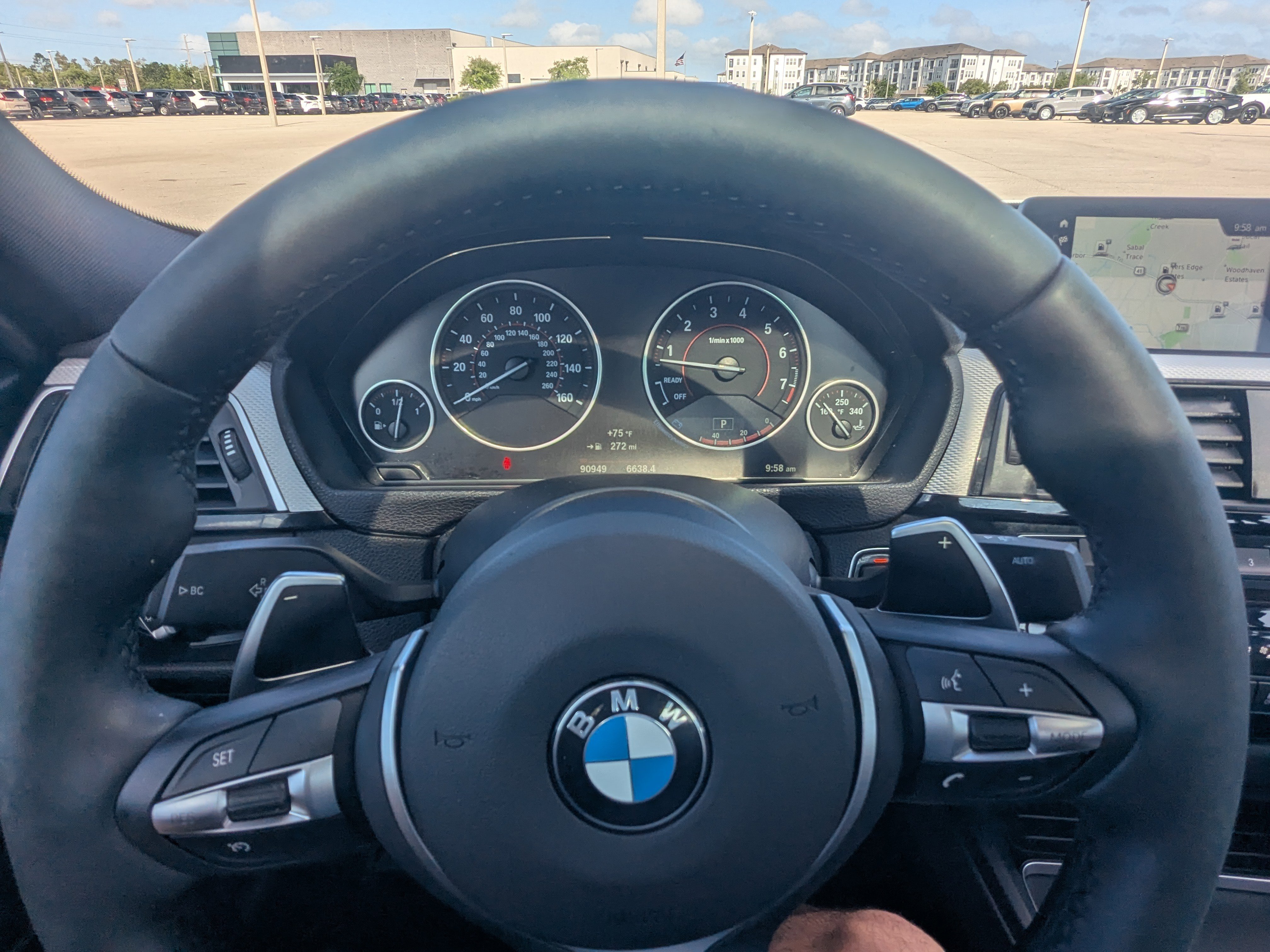 Used 2018 BMW 330i Sedan w/ M Sport Package image 31