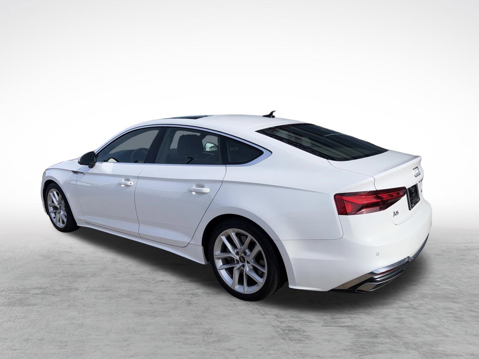 Used 2023 Audi A5 2.0T Premium Plus w/ Premium Plus AWD/4WD image 4