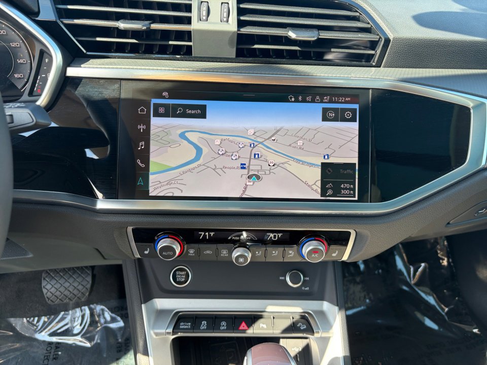 Used 2025 Audi Q3 2.0T Premium Plus w/ Premium Plus Package image 17