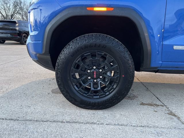 New 2026 GMC Canyon Elevation w/ Convenience Package image 10