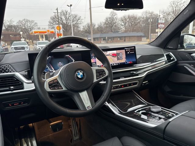 Used 2024 BMW X7 xDrive40i w/ M Sport Package image 14