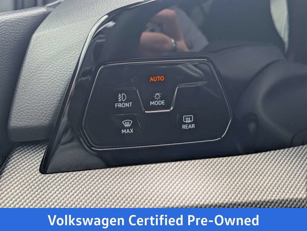 Certified 2026 Volkswagen GTI SE FWD image 26