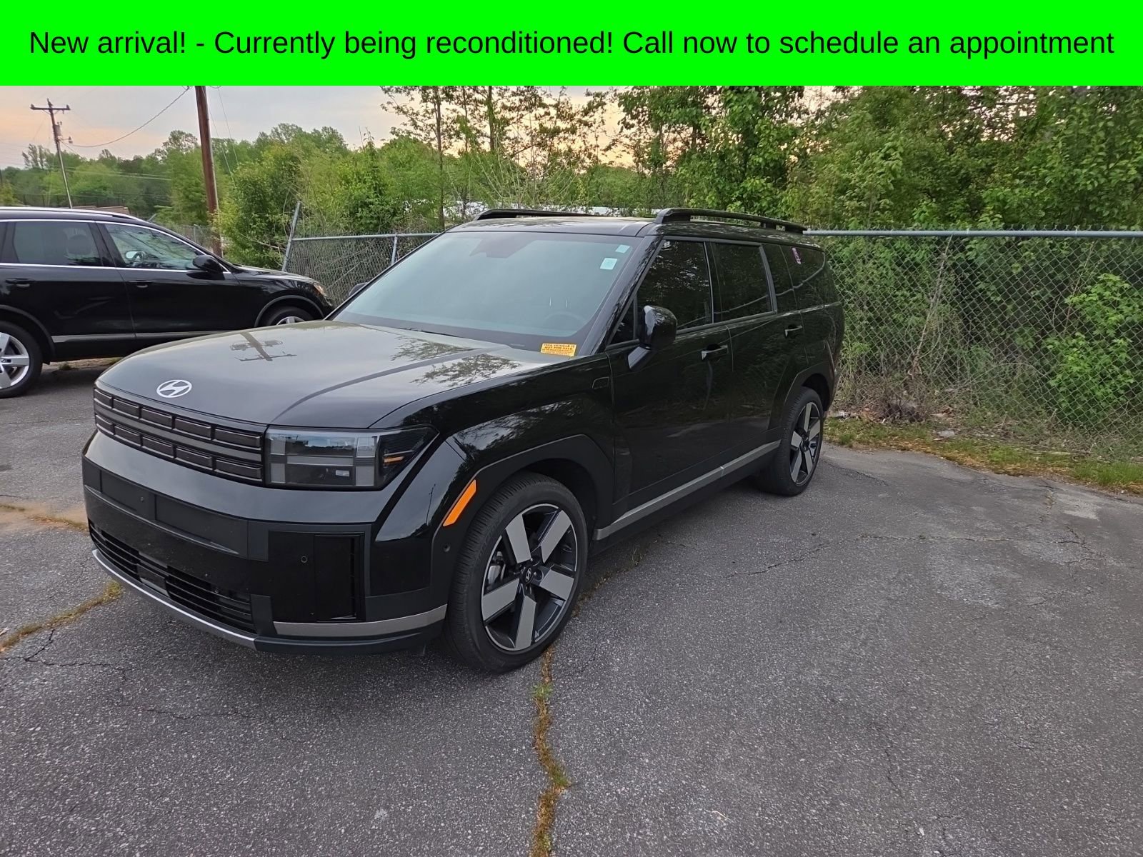 Used 2024 Hyundai Santa Fe Limited image 2