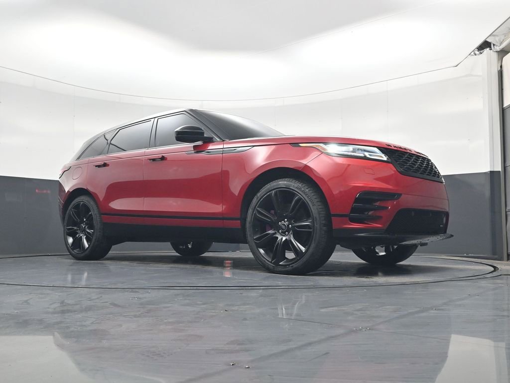 Used 2023 Land Rover Range Rover Velar R-Dynamic S image 17