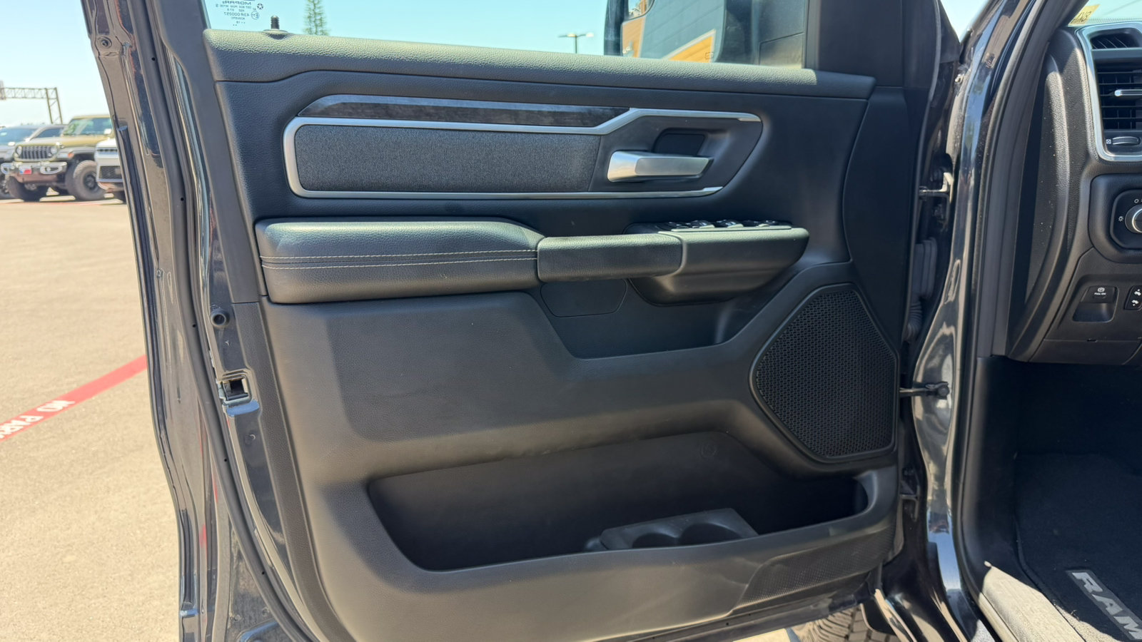 Certified 2019 RAM 1500 Big Horn AWD/4WD image 9
