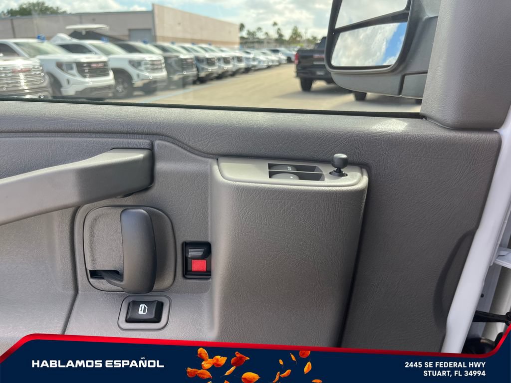 New 2026 GMC Savana 2500 w/ Driver Convenience Package RWD image 17