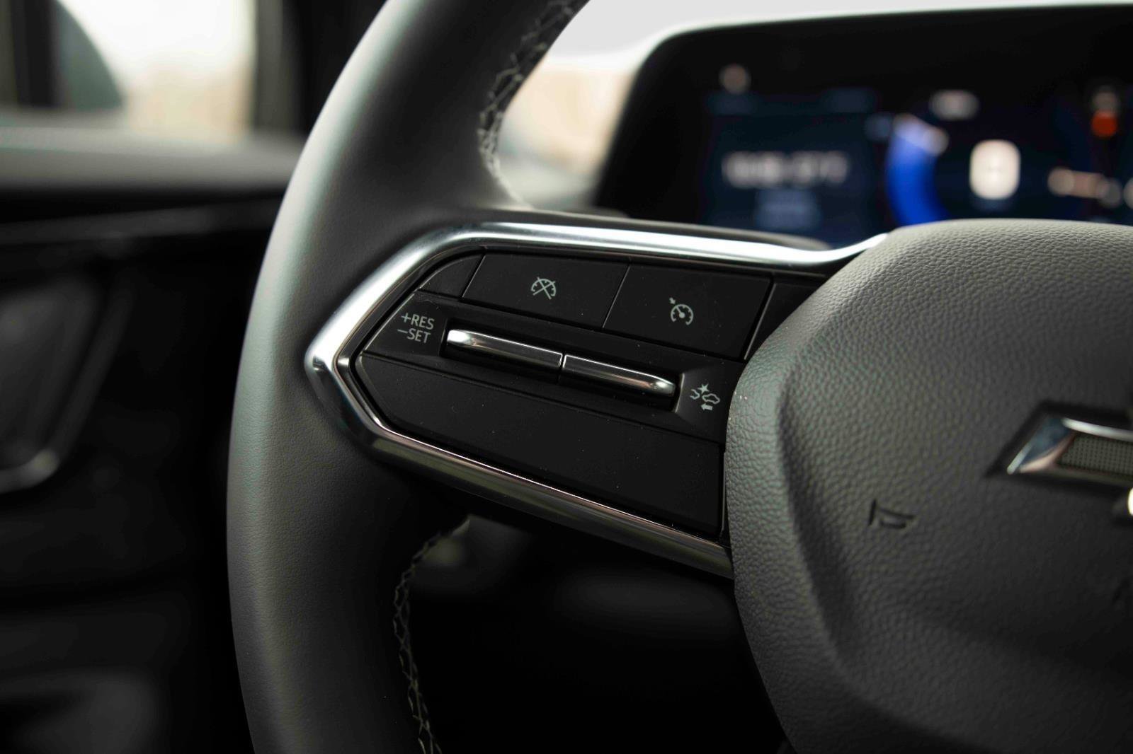 New 2026 Chevrolet Blazer EV LT image 14