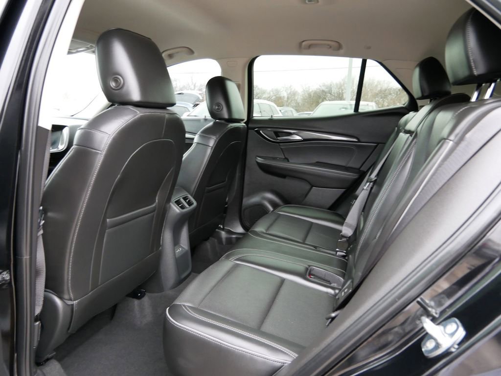 Used 2023 Buick Envision Essence image 12