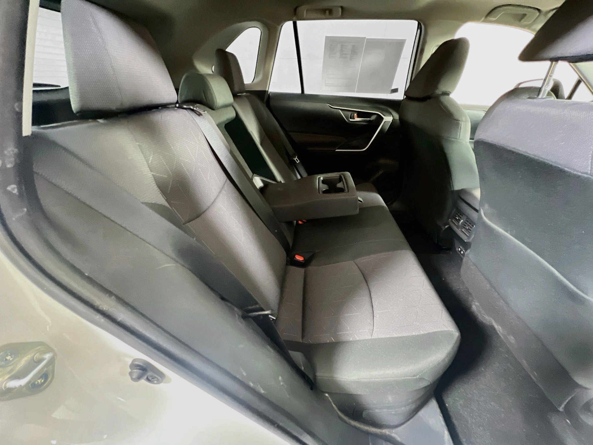 Used 2019 Toyota RAV4 XLE w/ Convenience Package image 25