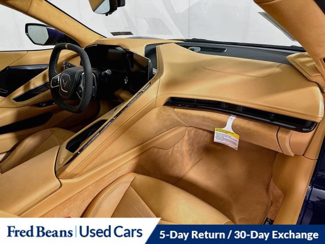 Used 2025 Chevrolet Corvette Stingray Premium Cpe w/ Z51 Performance Package RWD image 29