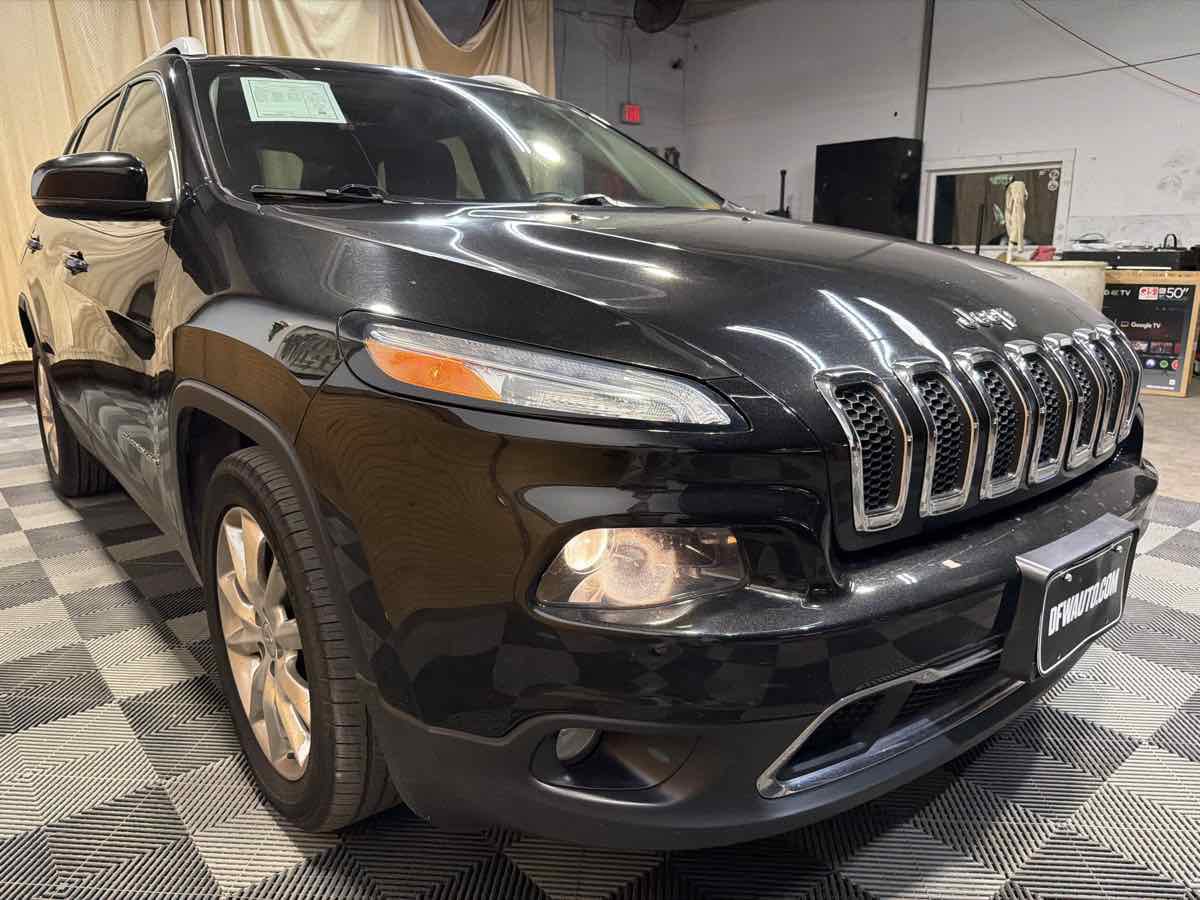 Used 2015 Jeep Cherokee Limited image 6