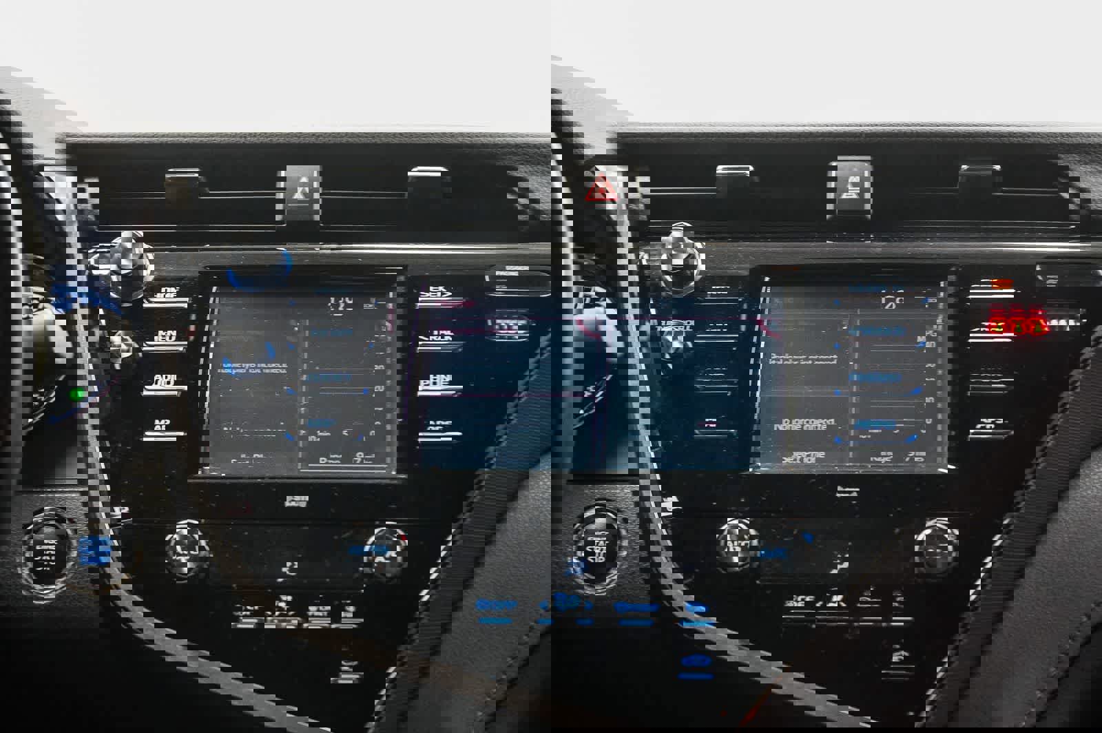 Used 2020 Toyota Camry SE w/ Convenience Package image 14