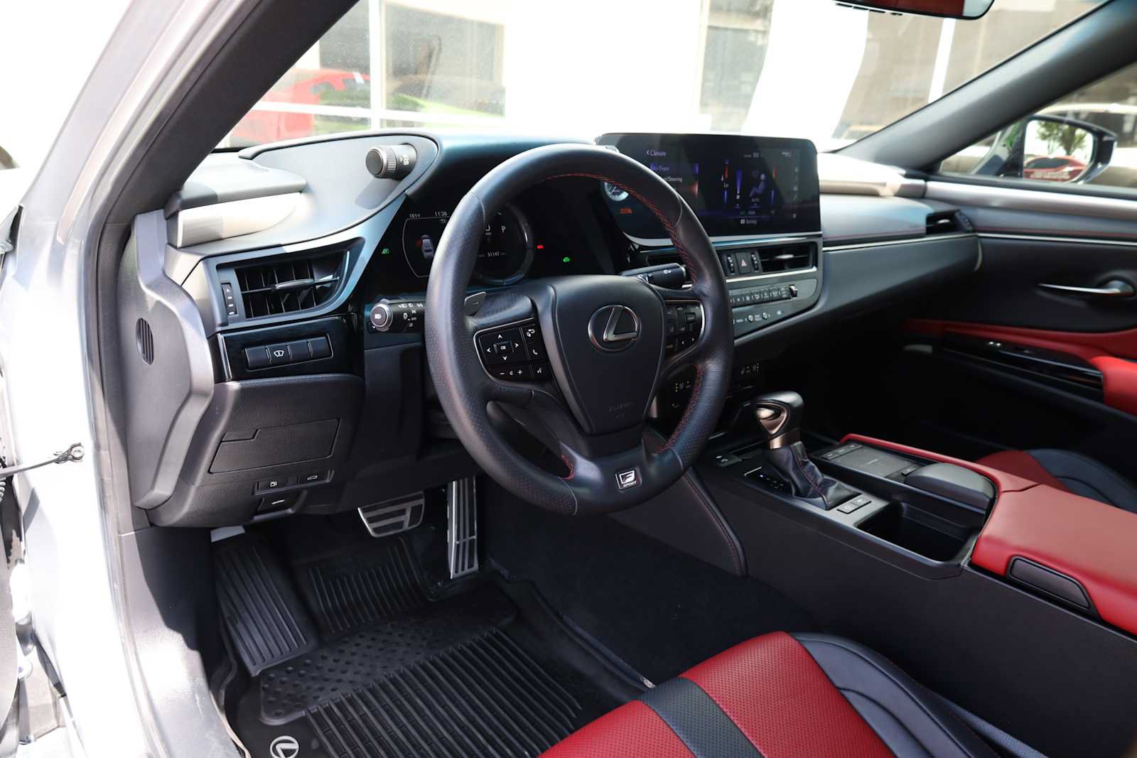 Used 2022 Lexus ES 300h F Sport w/ Accessory Package 2 FWD image 3