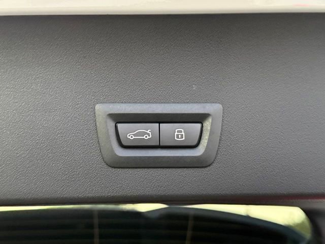 Used 2026 BMW X3 xDrive30 w/ Convenience Package image 17