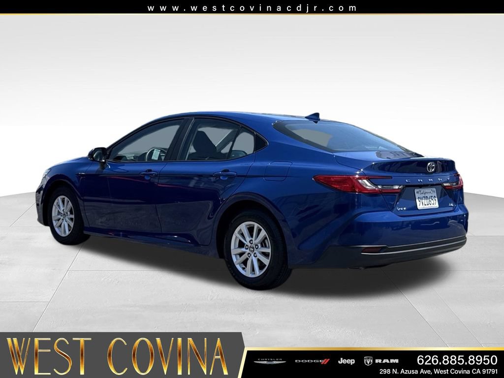 Used 2025 Toyota Camry LE FWD image 7
