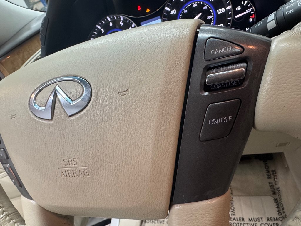 Used 2011 INFINITI QX56 2WD w/ Theater Pkg image 27