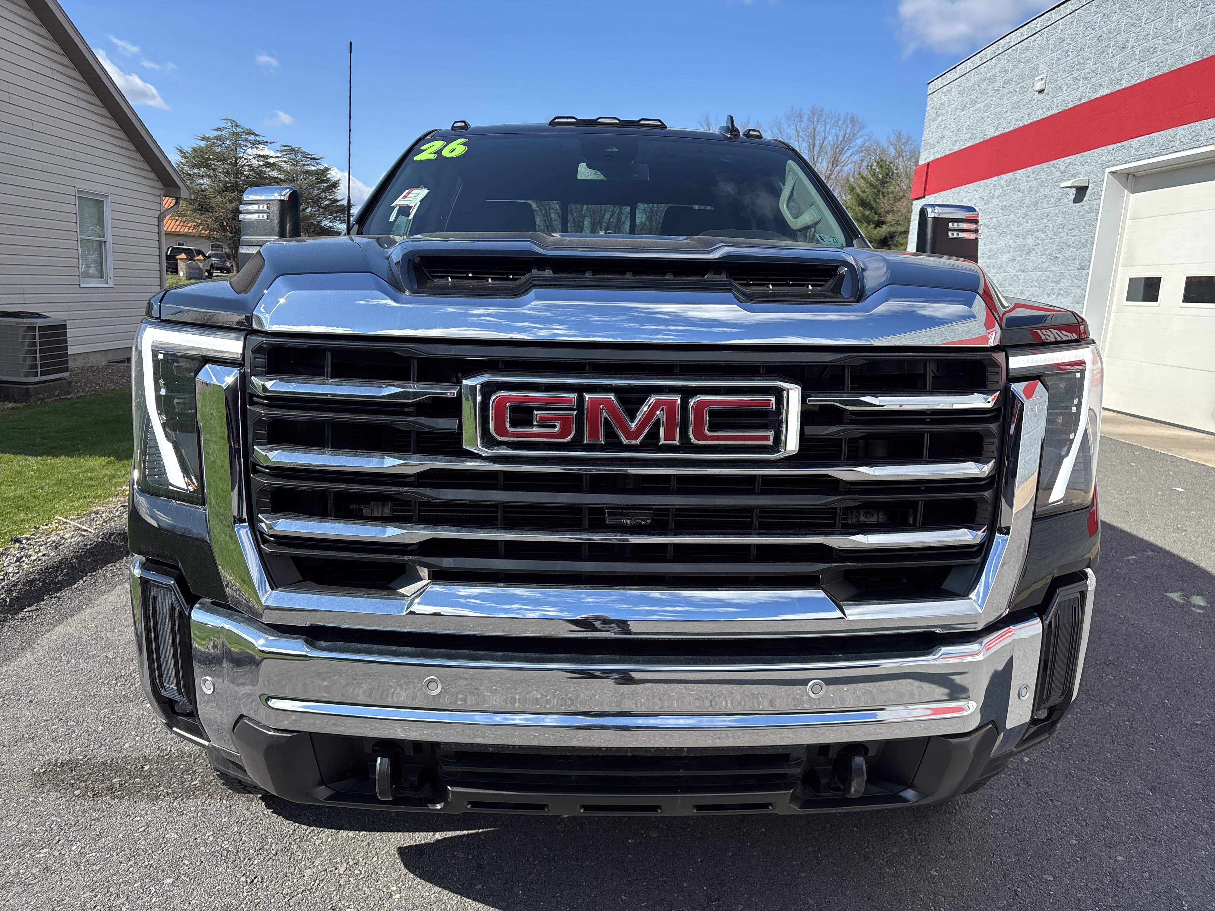 Used 2026 GMC Sierra 2500 SLT w/ SLT Convenience Package AWD/4WD image 8