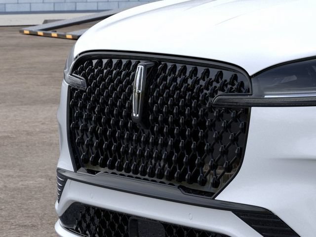New 2026 Lincoln Aviator AWD w/ Jet Appearance Package image 19