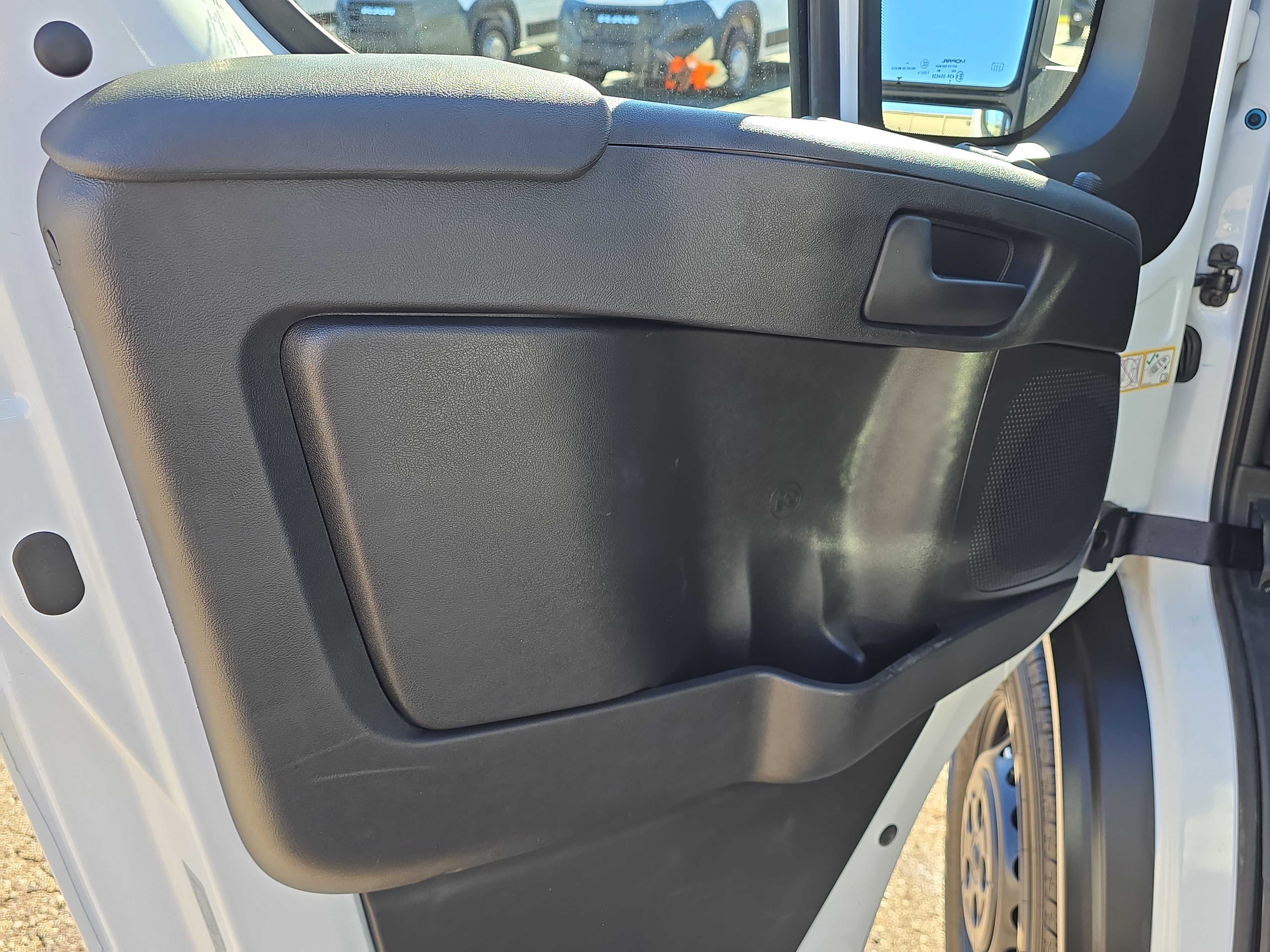 Used 2025 RAM ProMaster 2500 w/ Safety Group image 11