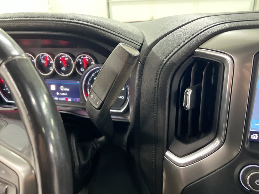 Used 2021 Chevrolet Silverado 1500 LTZ w/ LTZ Premium Package AWD/4WD image 18