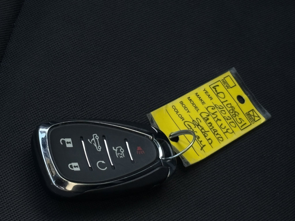 Used 2020 Chevrolet Camaro LT image 24