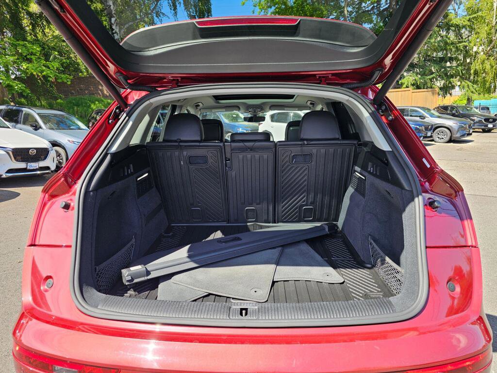 Used 2019 Audi Q5 2.0T Premium Plus w/ Premium Plus Package AWD/4WD image 19