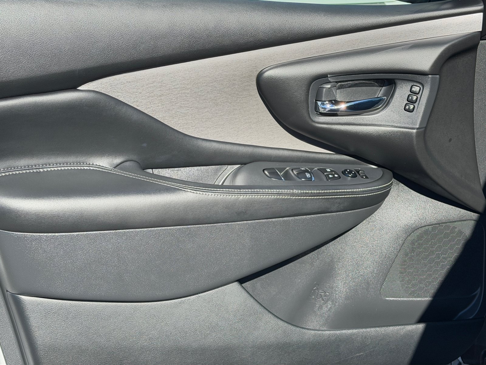 Used 2023 Nissan Murano SL w/ SL Moonroof Package AWD/4WD image 9