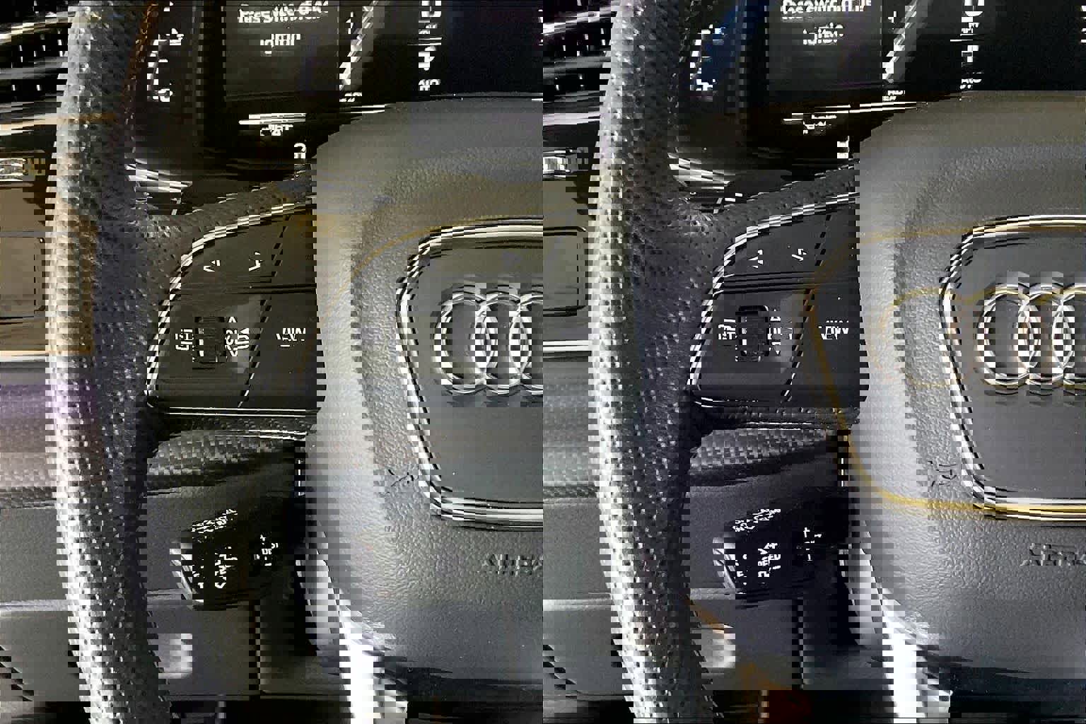 Used 2024 Audi SQ8 Prestige w/ Prestige Package image 21