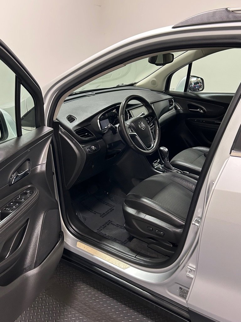 Used 2017 Buick Encore Preferred image 8