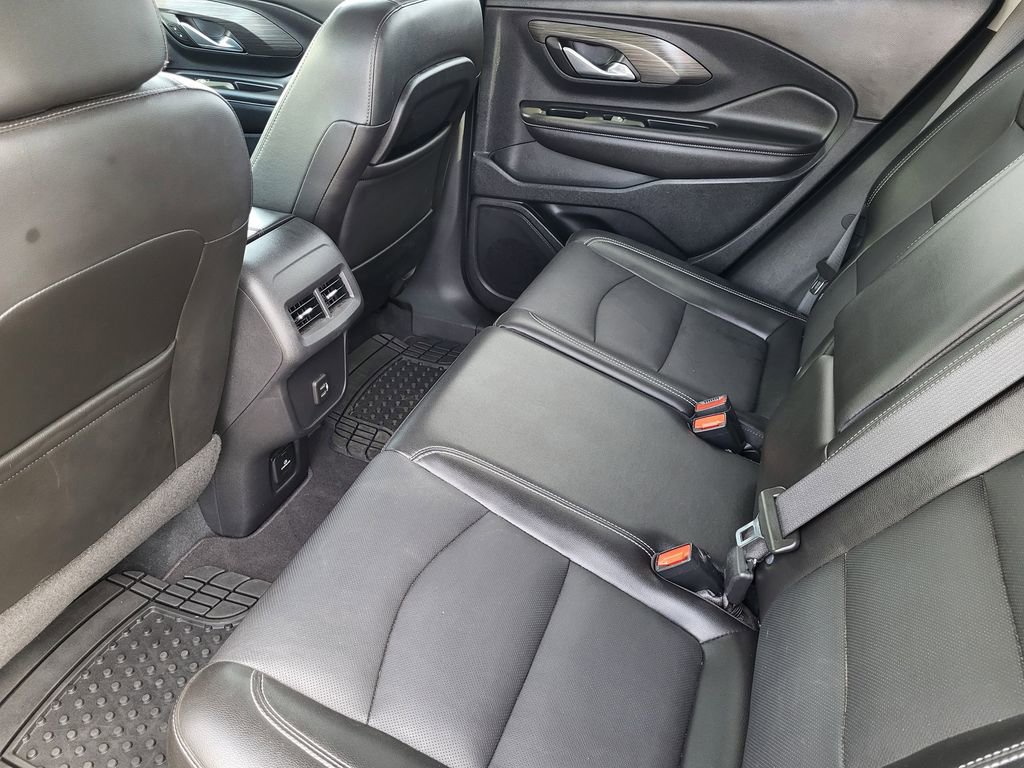 Used 2022 GMC Terrain SLT image 19