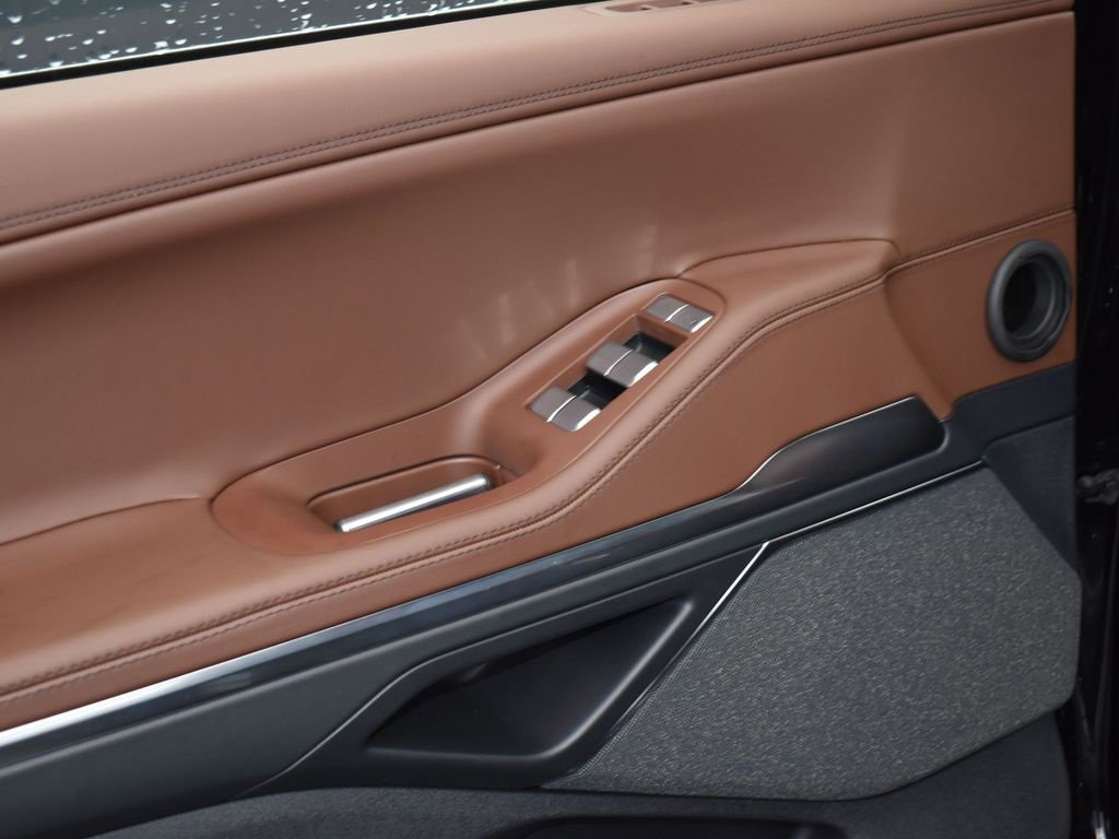 New 2025 Lincoln Navigator Reserve image 6