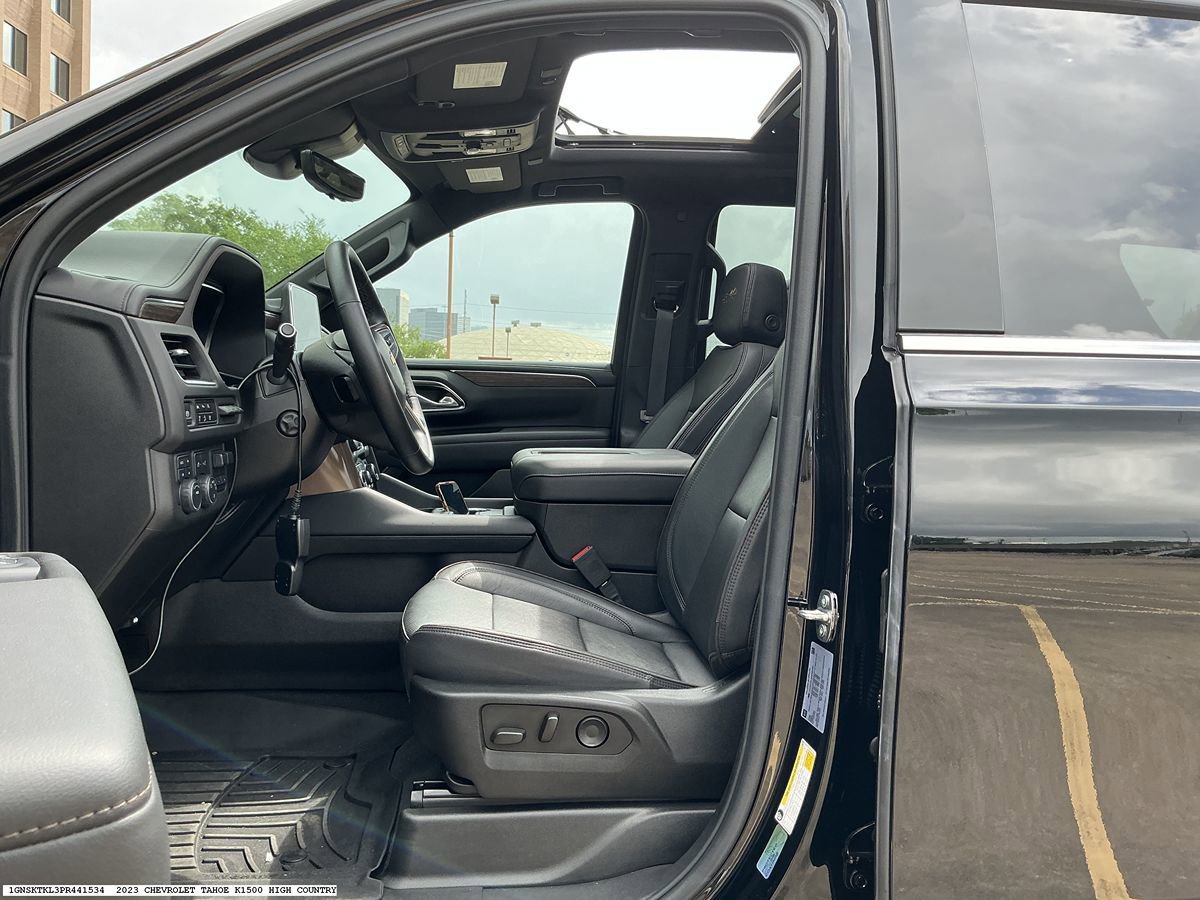 Used 2023 Chevrolet Tahoe High Country w/ Premium Package AWD/4WD image 9