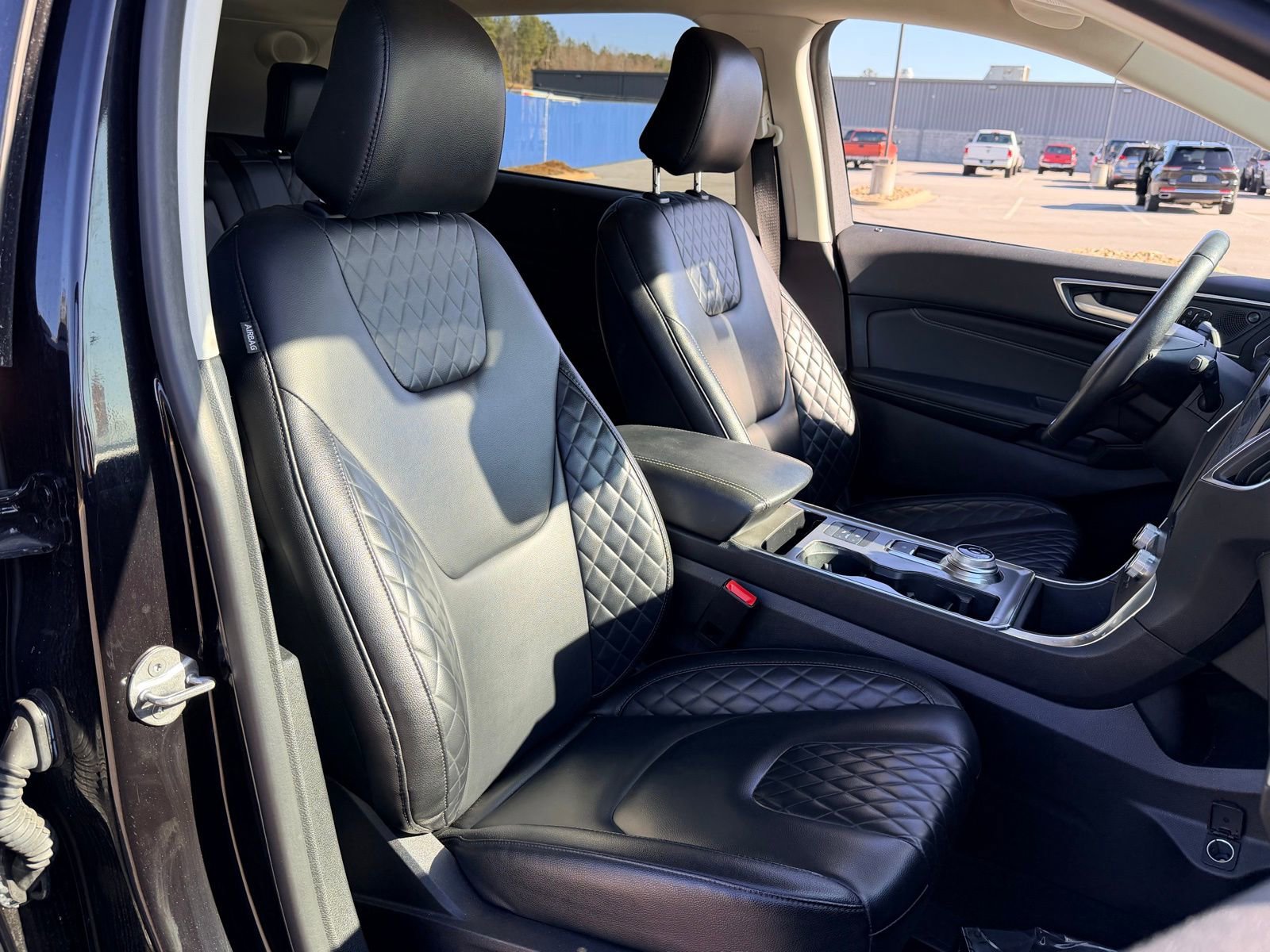 Used 2024 Ford Edge Titanium AWD/4WD image 22